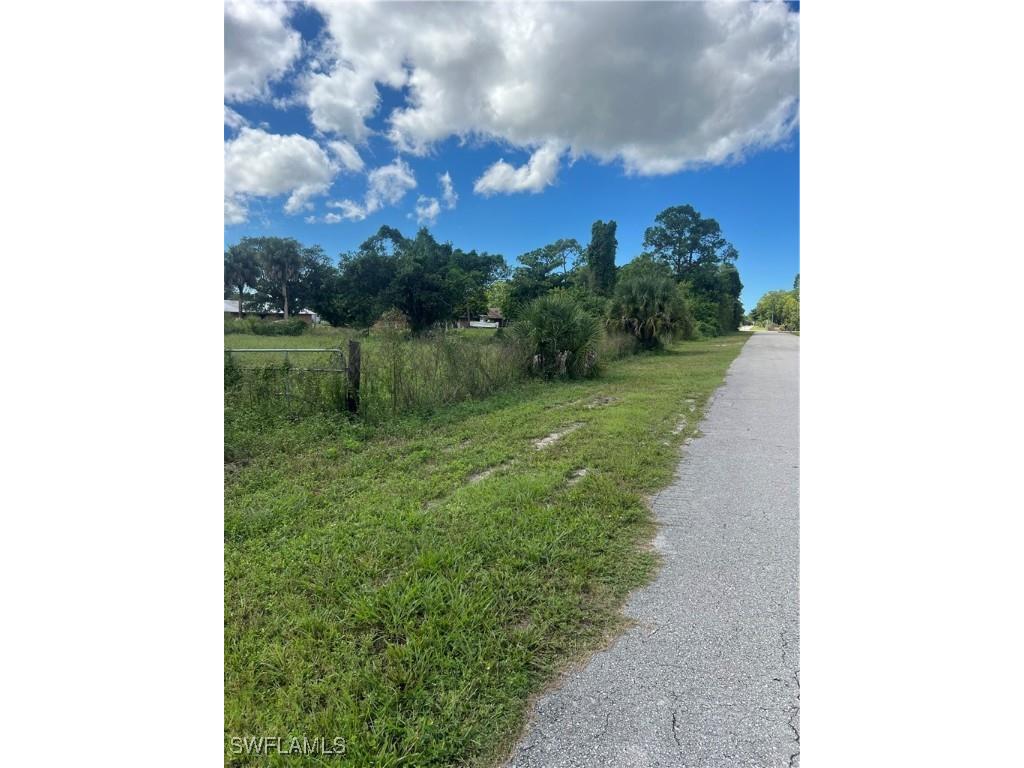 63rd St Sw Naples FL 34105 225072868 image10