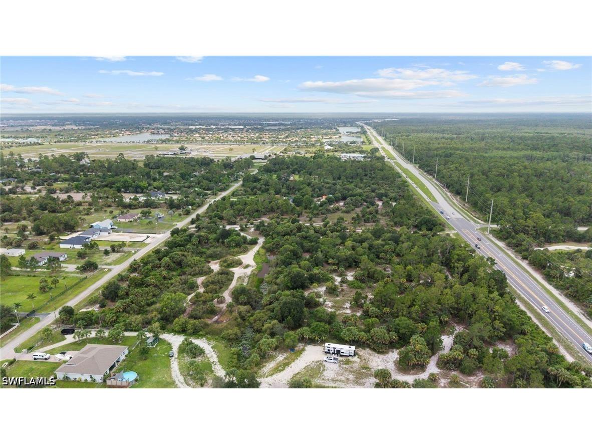 8th St Ne Naples FL 34120 226025416 image12