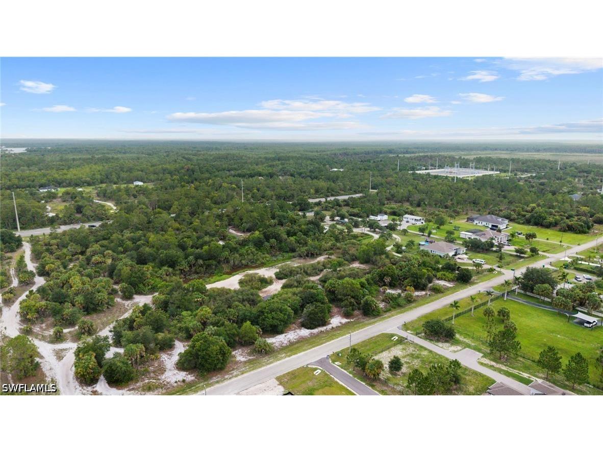 8th St Ne Naples FL 34120 226025416 image4