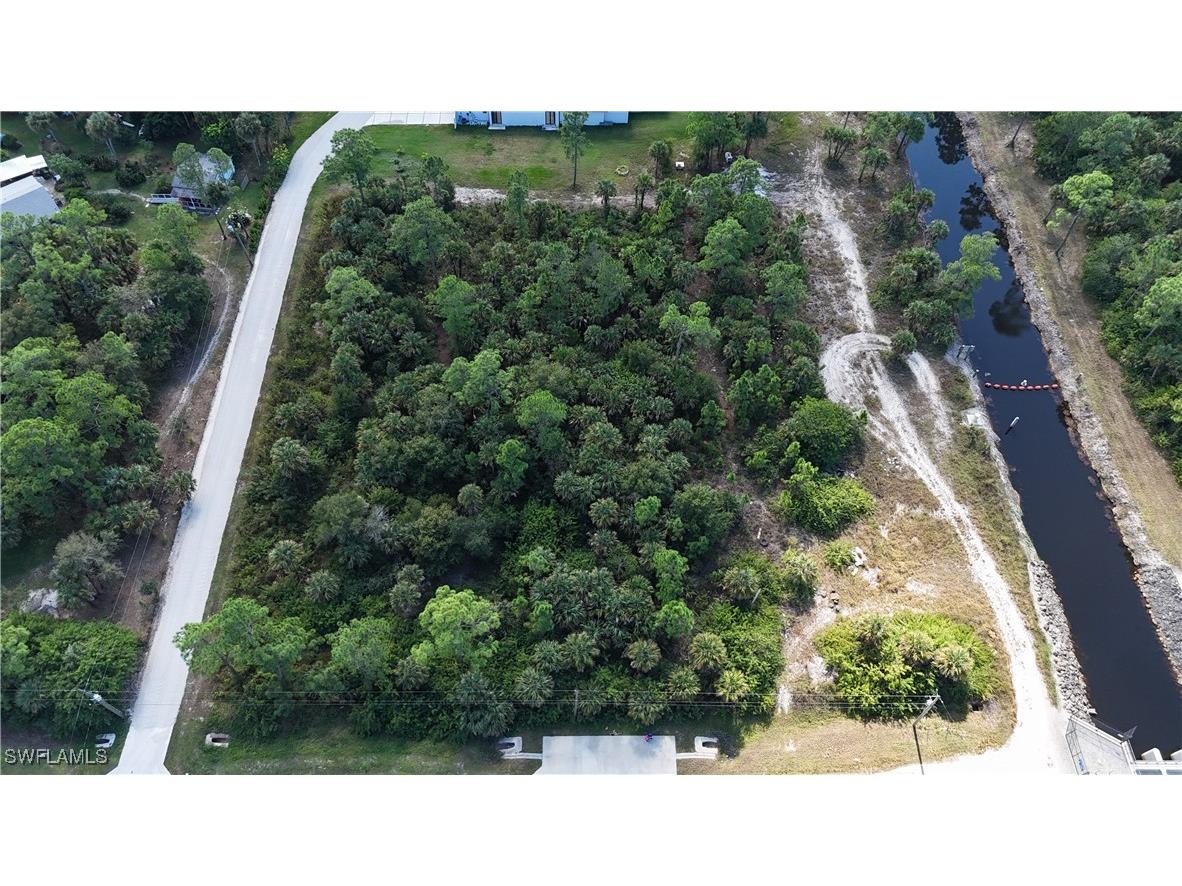 8th Avenue NE Naples FL 34120 225078701 image12