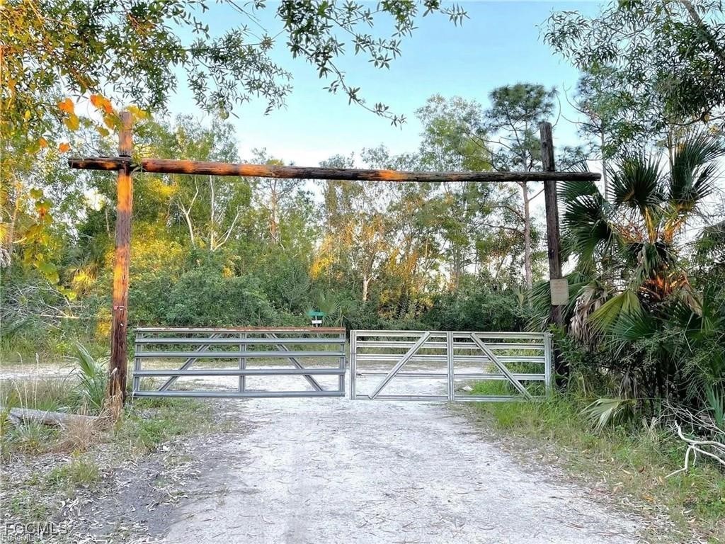 Access Undetermined Road North Fort Myers FL 33917 2025002654 image5