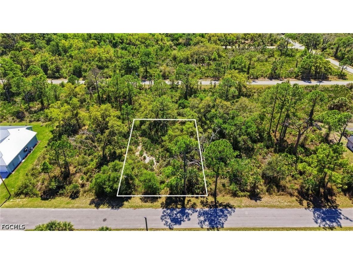 Burwin Avenue North Port FL 34291 2026013692 image1