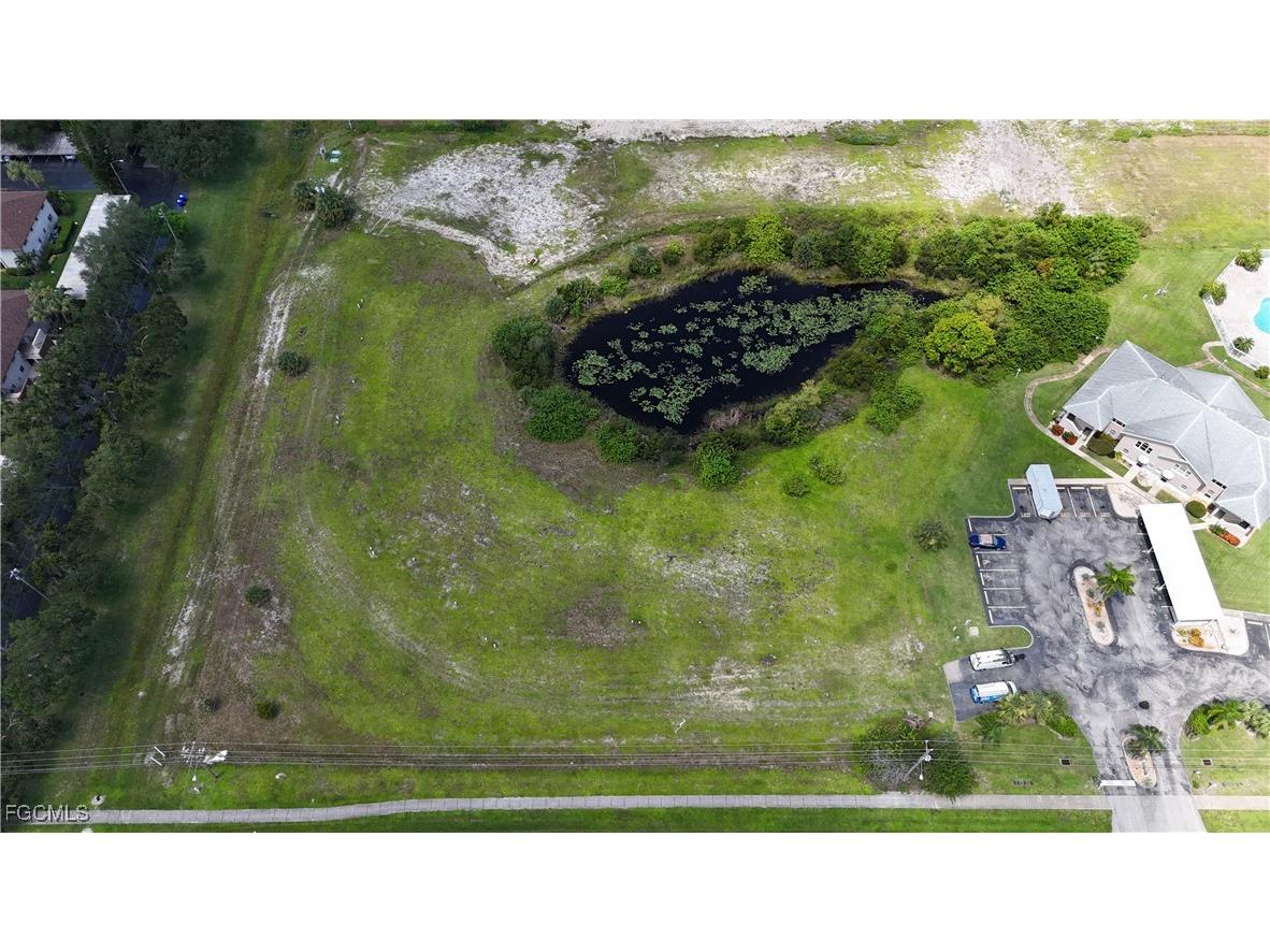 Beth Stacey Boulevard Lehigh Acres FL 33936 2025008068 image4