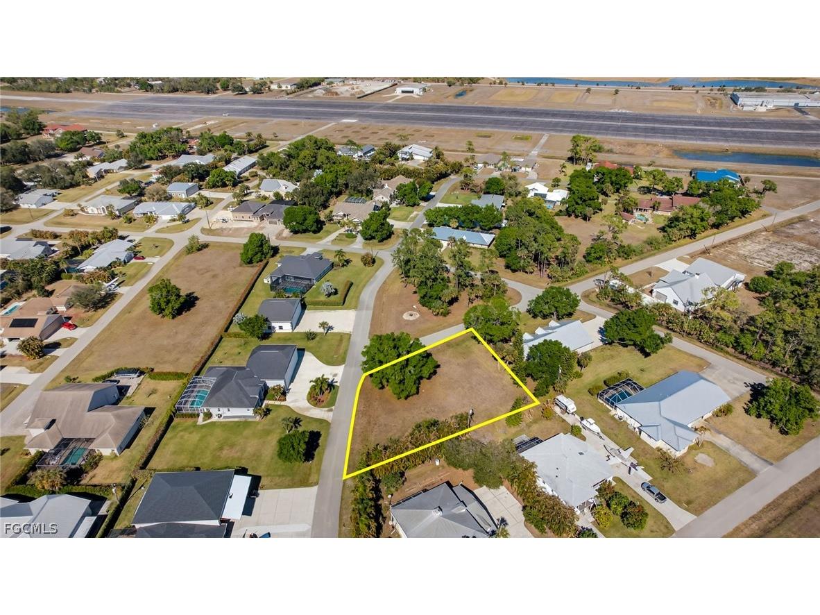 Corner Lot Unspecified Address Fort Myers FL 33905 2026008469 image2