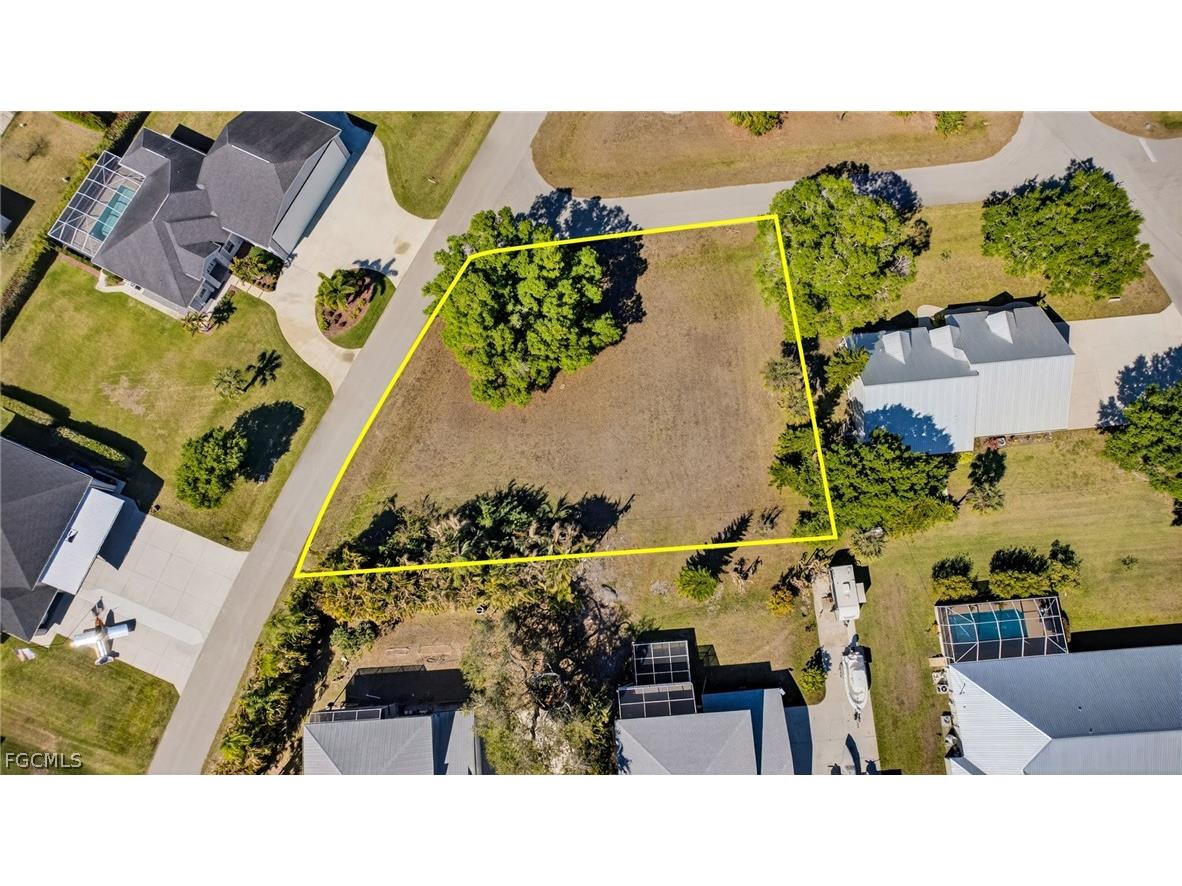 Corner Lot Unspecified Address Fort Myers FL 33905 2026008469 image7