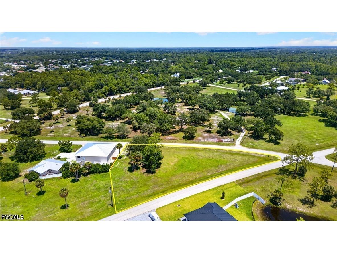 Corner School Ln And Wood St Fort Myers FL 33905 2026029138 image4