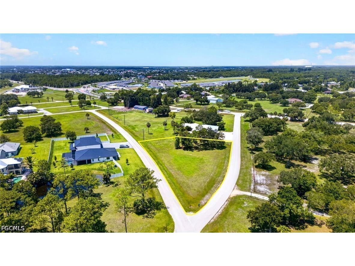 Corner School Ln And Wood St Fort Myers FL 33905 2026029138 image5