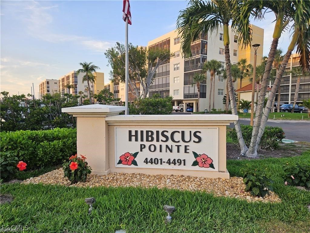 Hibiscus Pointe #82 Bay Beach Lane Fort Myers Beach FL 33931 2026006670 image1