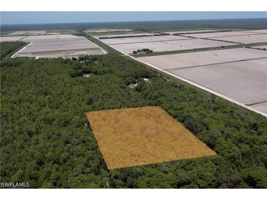 Lager Lane Naples FL 34114 226018289 image1