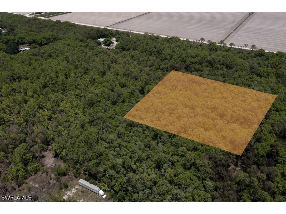 Lager Lane Naples FL 34114 226018289 image14