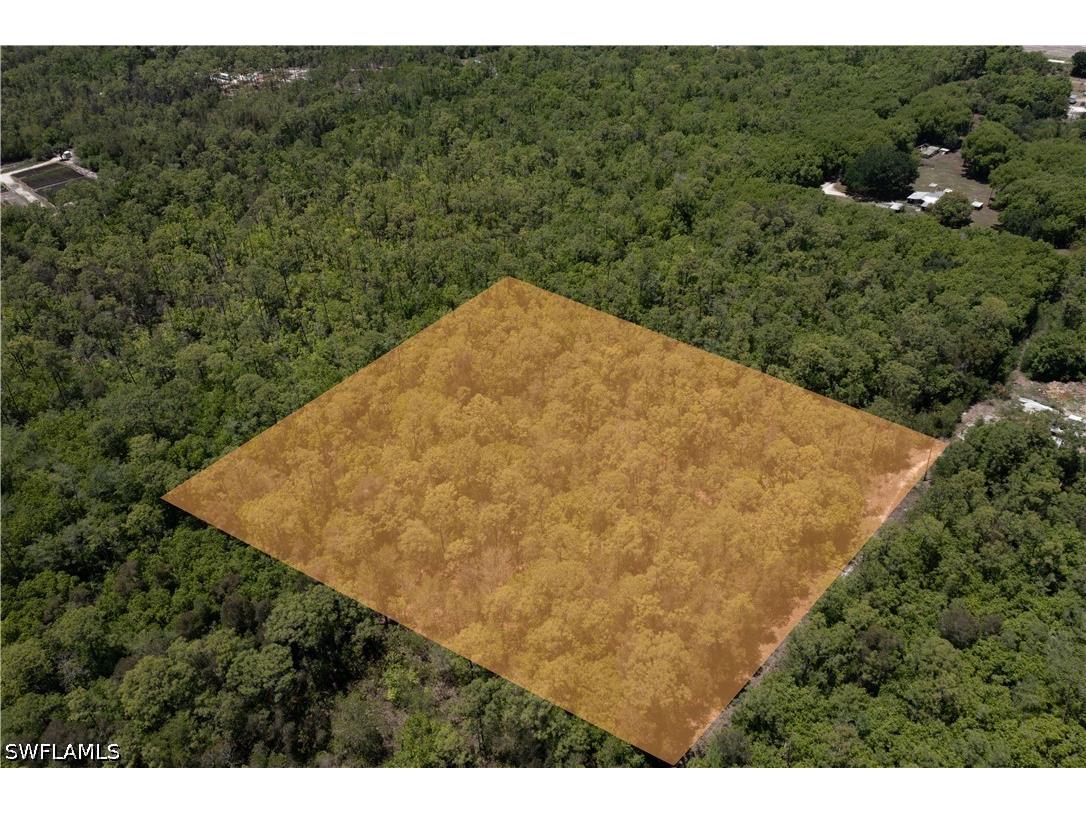 Lager Lane Naples FL 34114 226018289 image17
