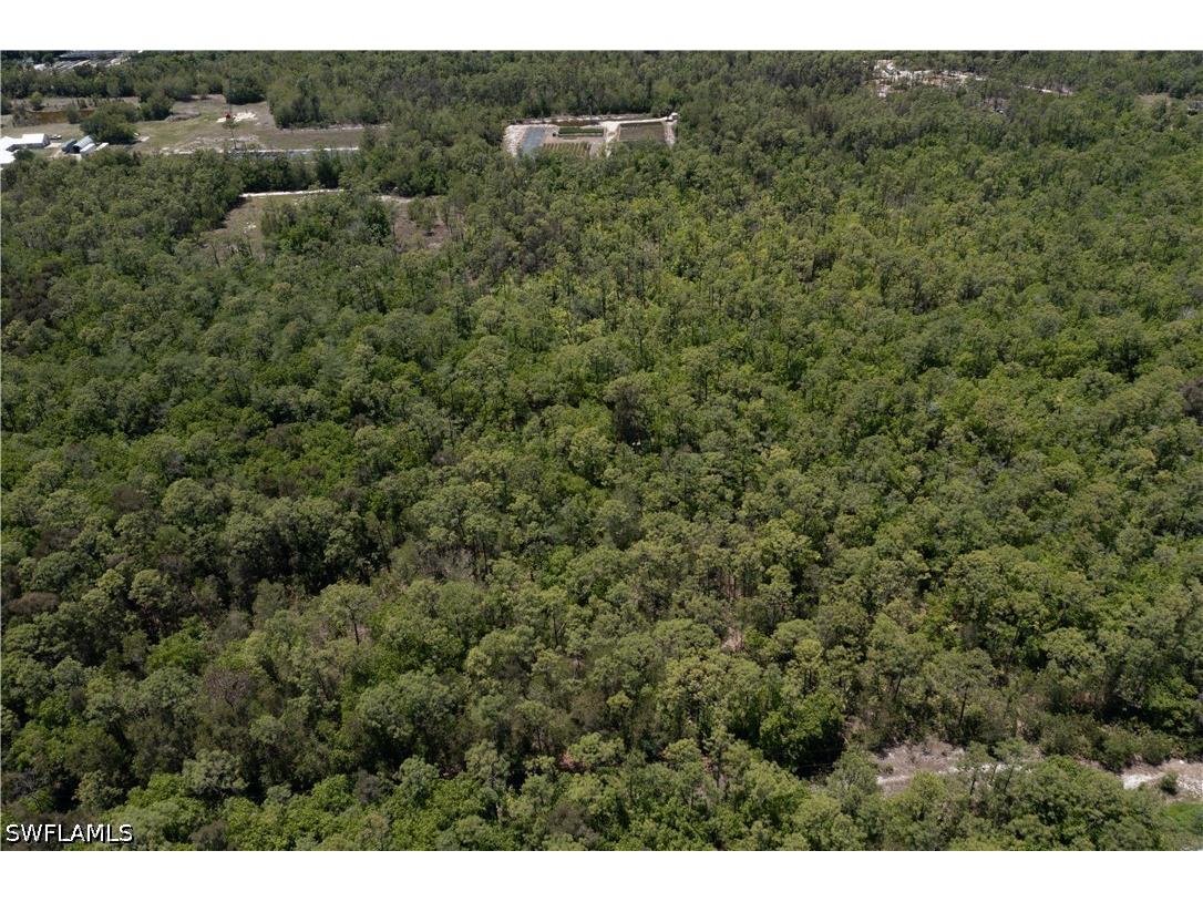Lager Lane Naples FL 34114 226018289 image9