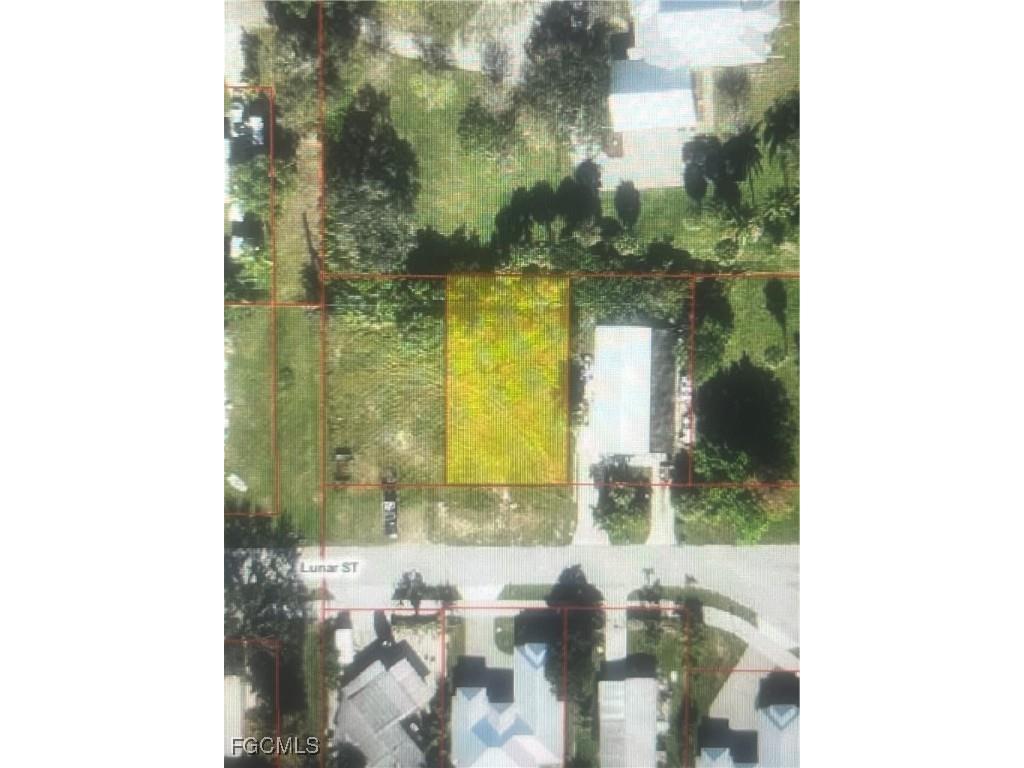 Lunar Street Naples FL 34112 2025022703 image1