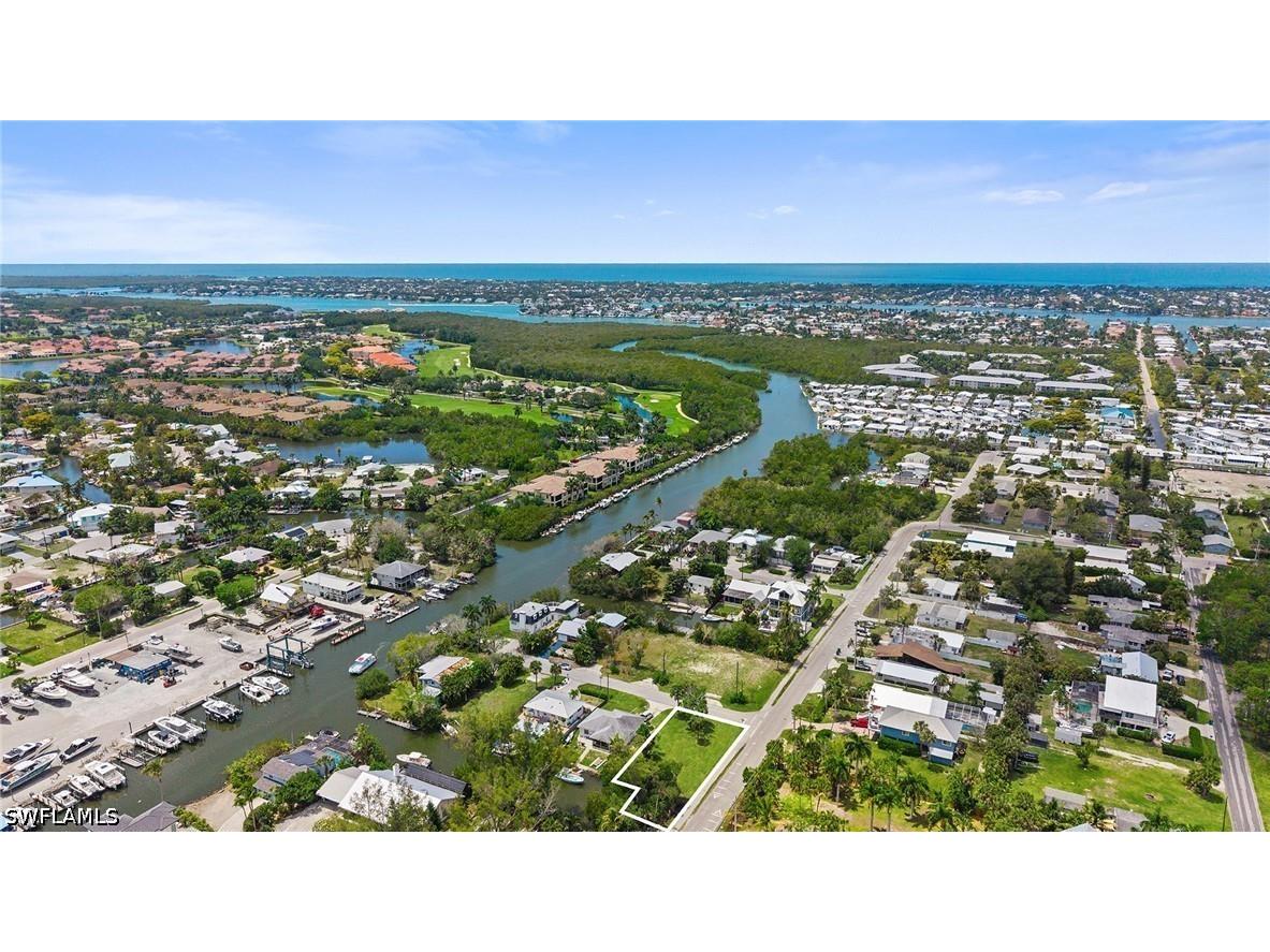 Orange Street Naples FL 34112 226015512 image2