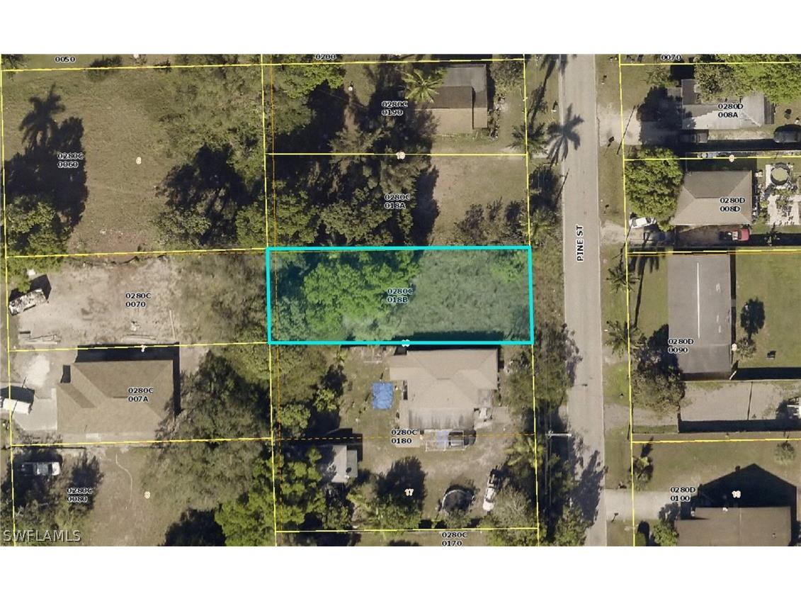 Pine Street Fort Myers FL 33916 223009911 image1