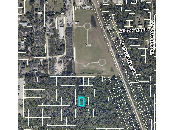 Santiago Drive Estero FL 33928 223086314 image1