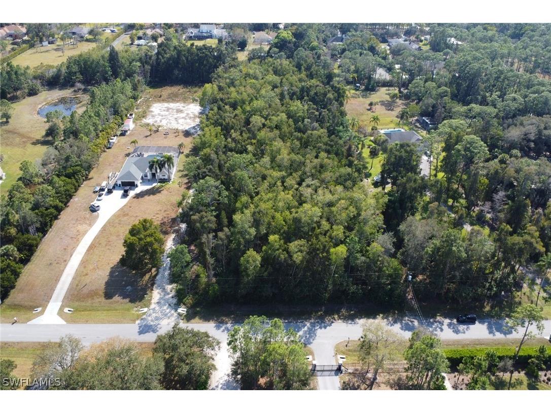 Spanish Oaks Lane Naples FL 34119 226008866 image6