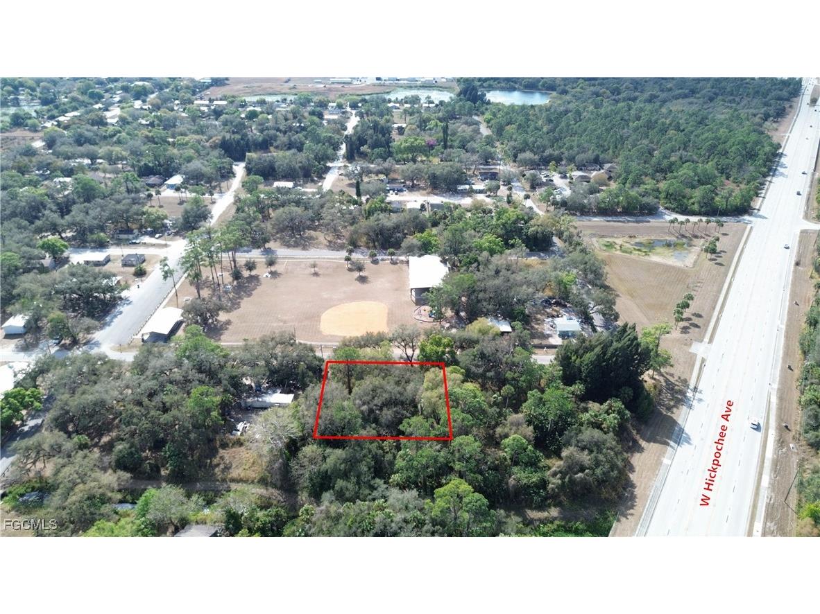 Suwanee Avenue Labelle FL 33935 2026004839 image10