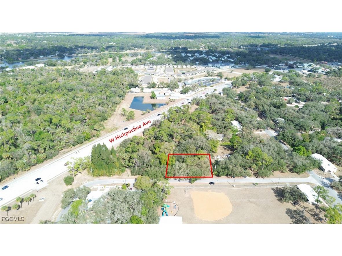 Suwanee Avenue Labelle FL 33935 2026004839 image5