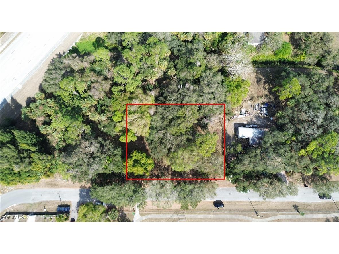 Suwanee Avenue Labelle FL 33935 2026004839 image7