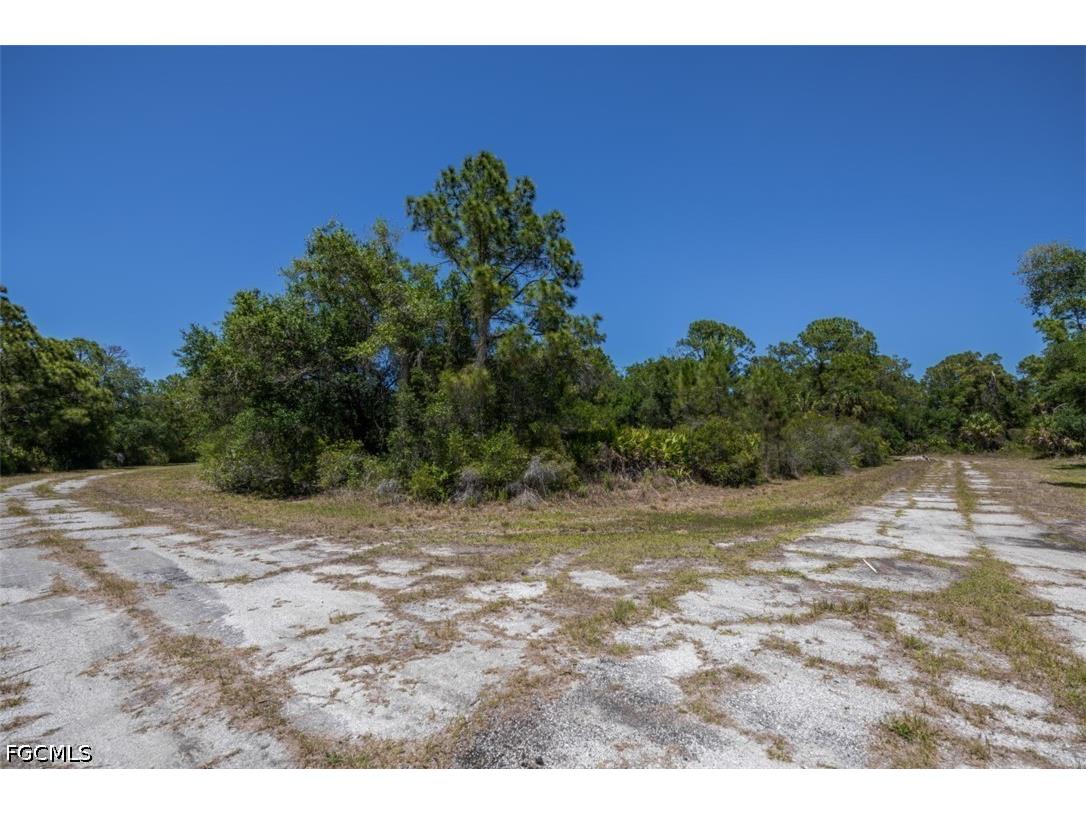 Trolley Road North Port FL 34291 2026021350 image6