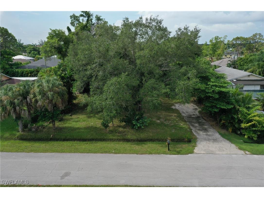 Van Buren Avenue Naples FL 34112 224080031 image2