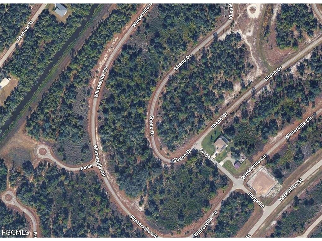 Winterville Circle North Port FL 34288 2026023610 image1
