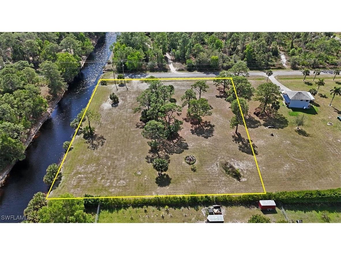 000 25th Avenue NE Naples FL 34120 226002855 image17