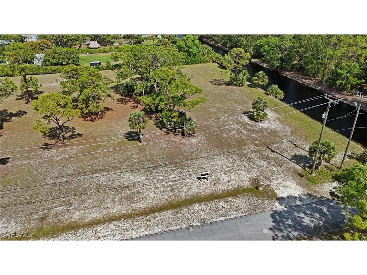 000 25th Avenue NE Naples FL 34120 226002855 image19