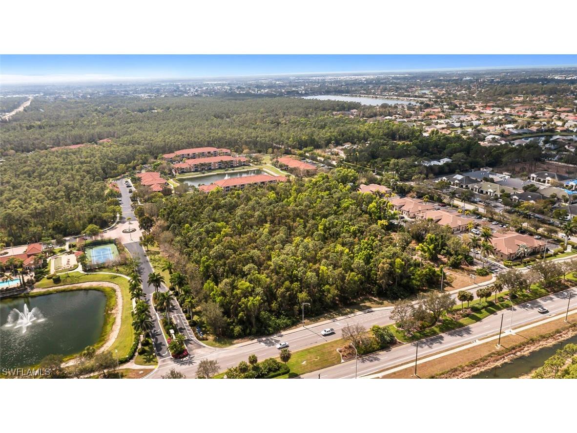 0000 Davis Boulevard Naples FL 34112 223018890 image1