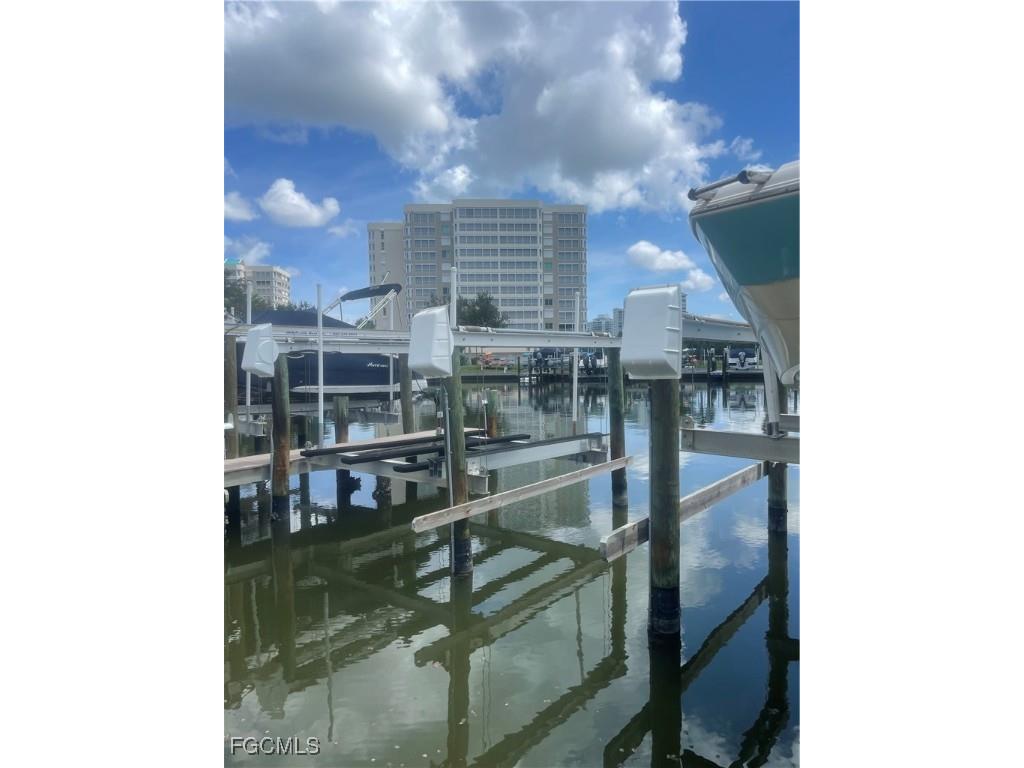 1 Bluebill Avenue #202 Naples FL 34108 2025007828 image11