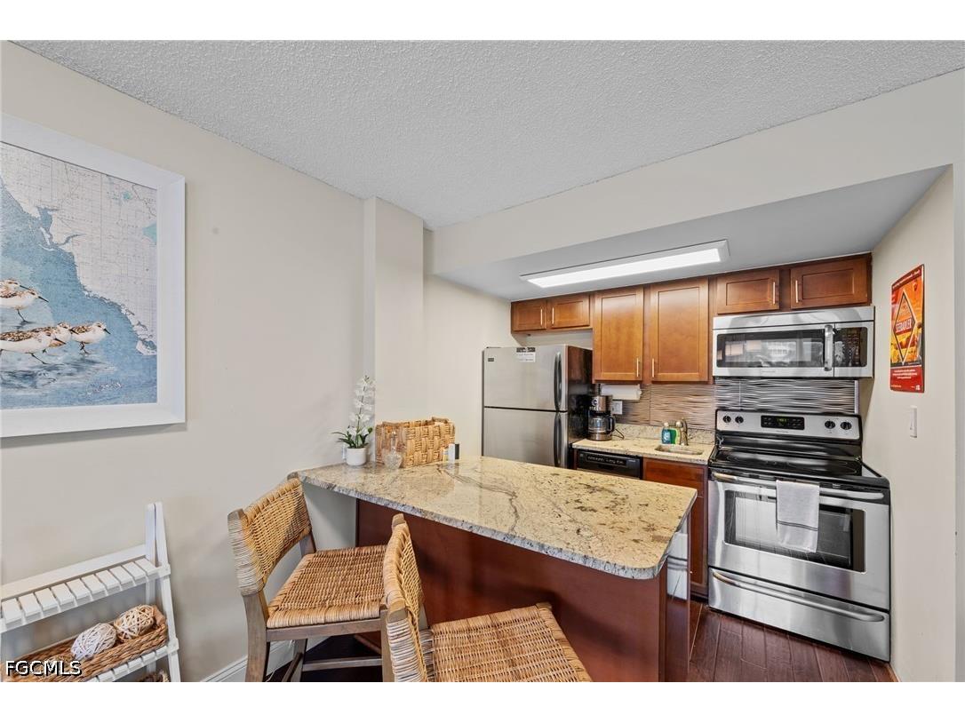 1 Bluebill Avenue #402 Naples FL 34108 2026015965 image11