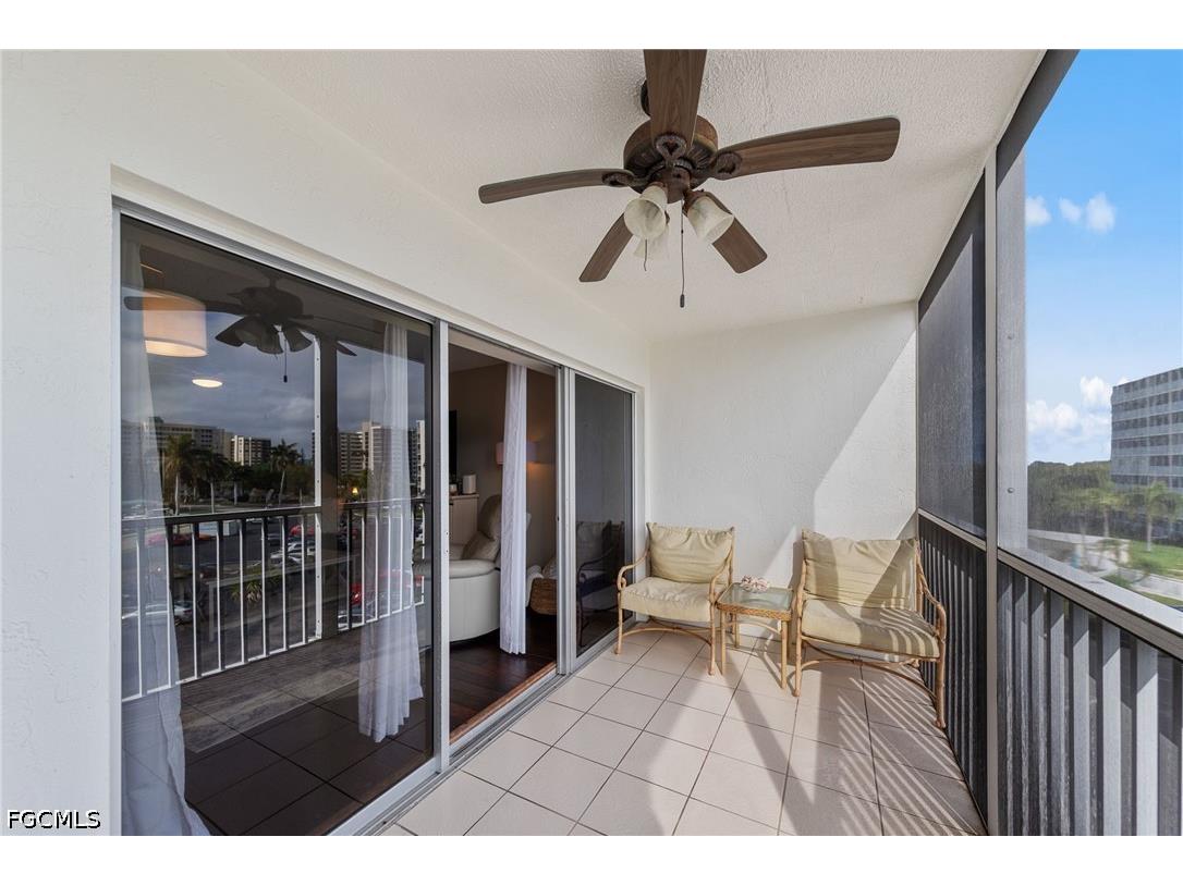 1 Bluebill Avenue #402 Naples FL 34108 2026015965 image18