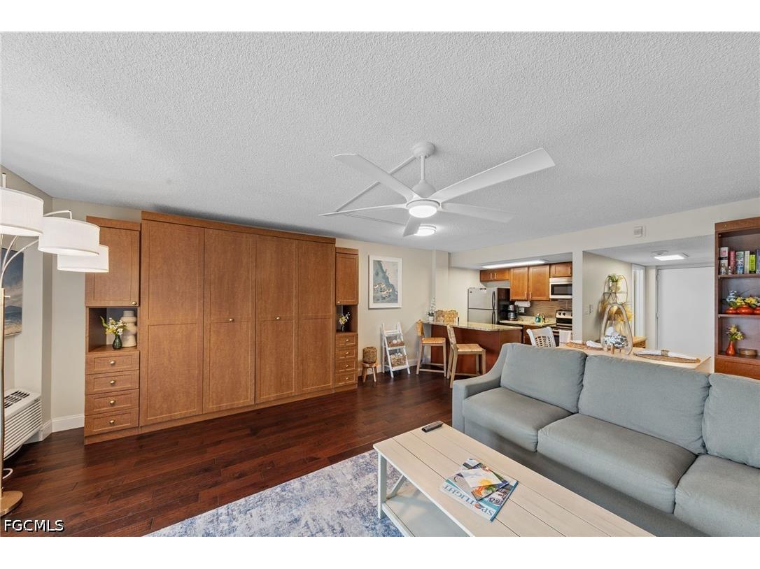 1 Bluebill Avenue #402 Naples FL 34108 2026015965 image22