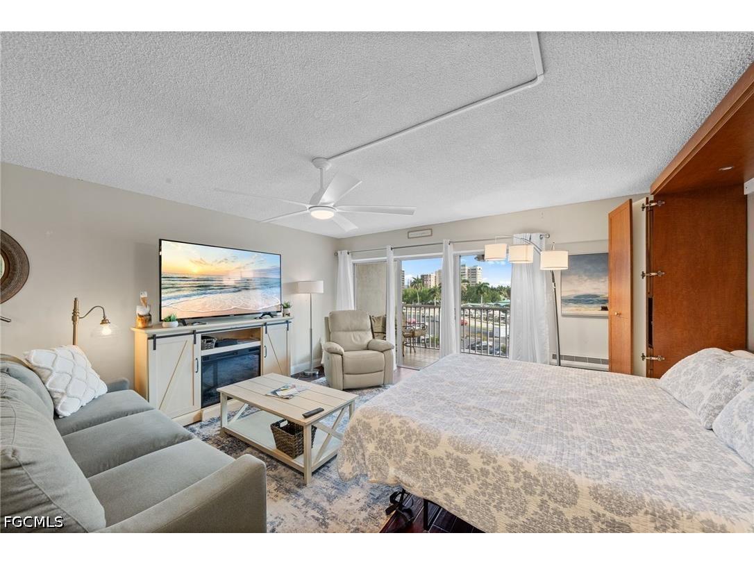 1 Bluebill Avenue #402 Naples FL 34108 2026015965 image24