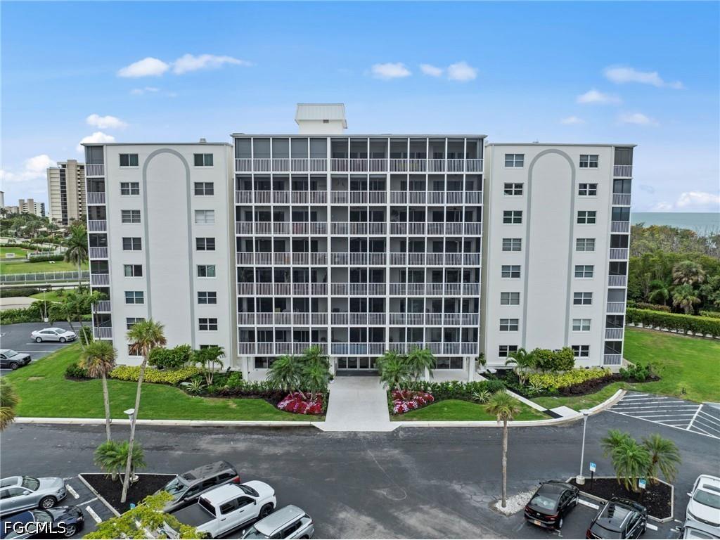 1 Bluebill Avenue #402 Naples FL 34108 2026015965 image38