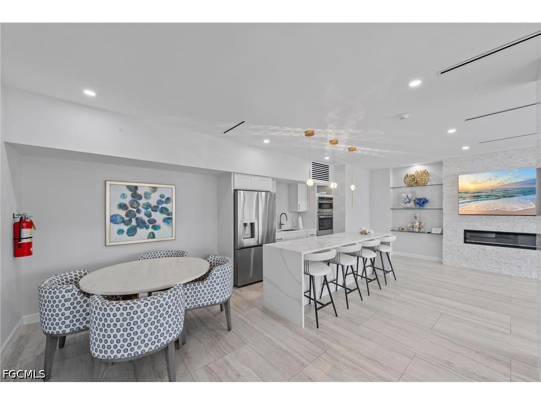 1 Bluebill Avenue #402 Naples FL 34108 2026015965 image5