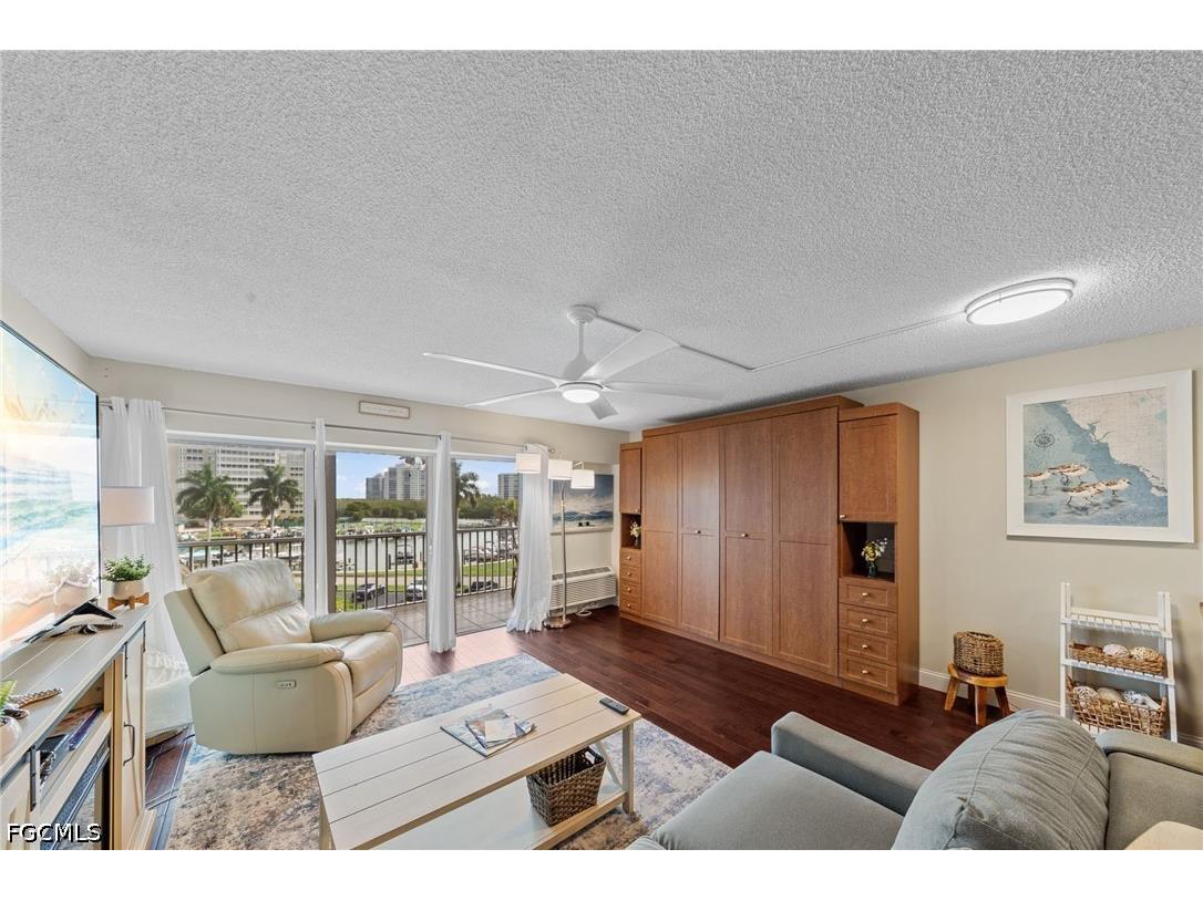 1 Bluebill Avenue #402 Naples FL 34108 2026015965 image7