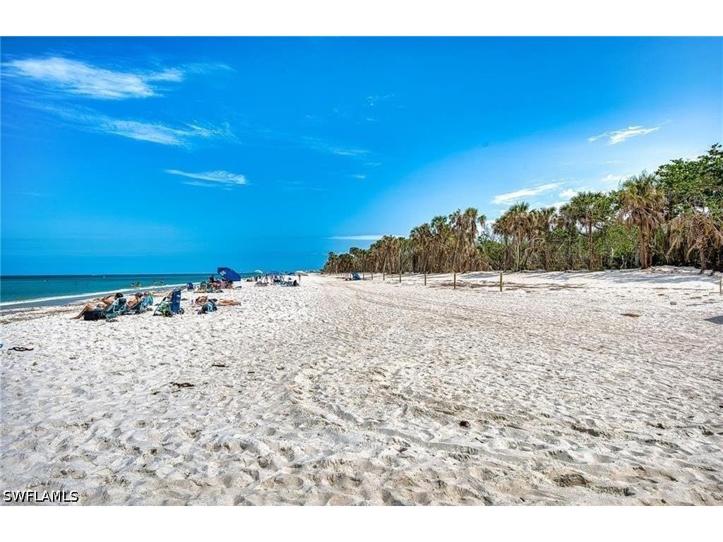 1 Bluebill Avenue #405 Naples FL 34108 226024094 image27