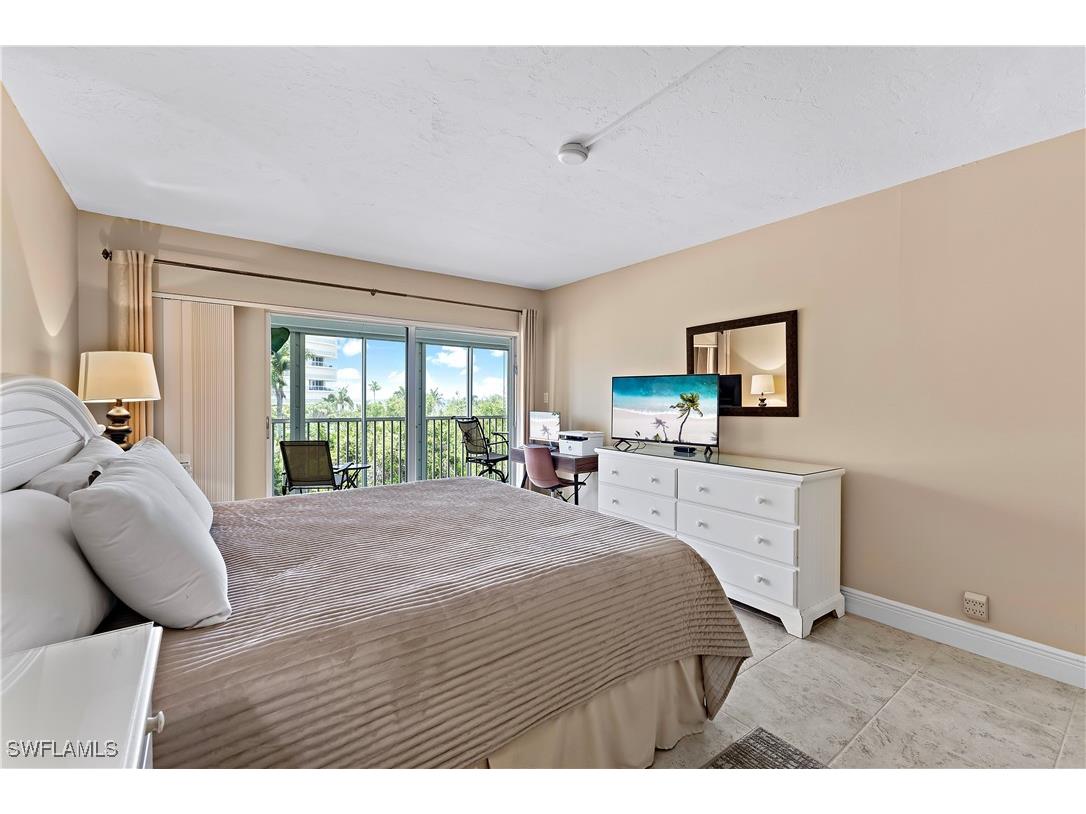 1 Bluebill Avenue #409 Naples FL 34108 225068602 image16