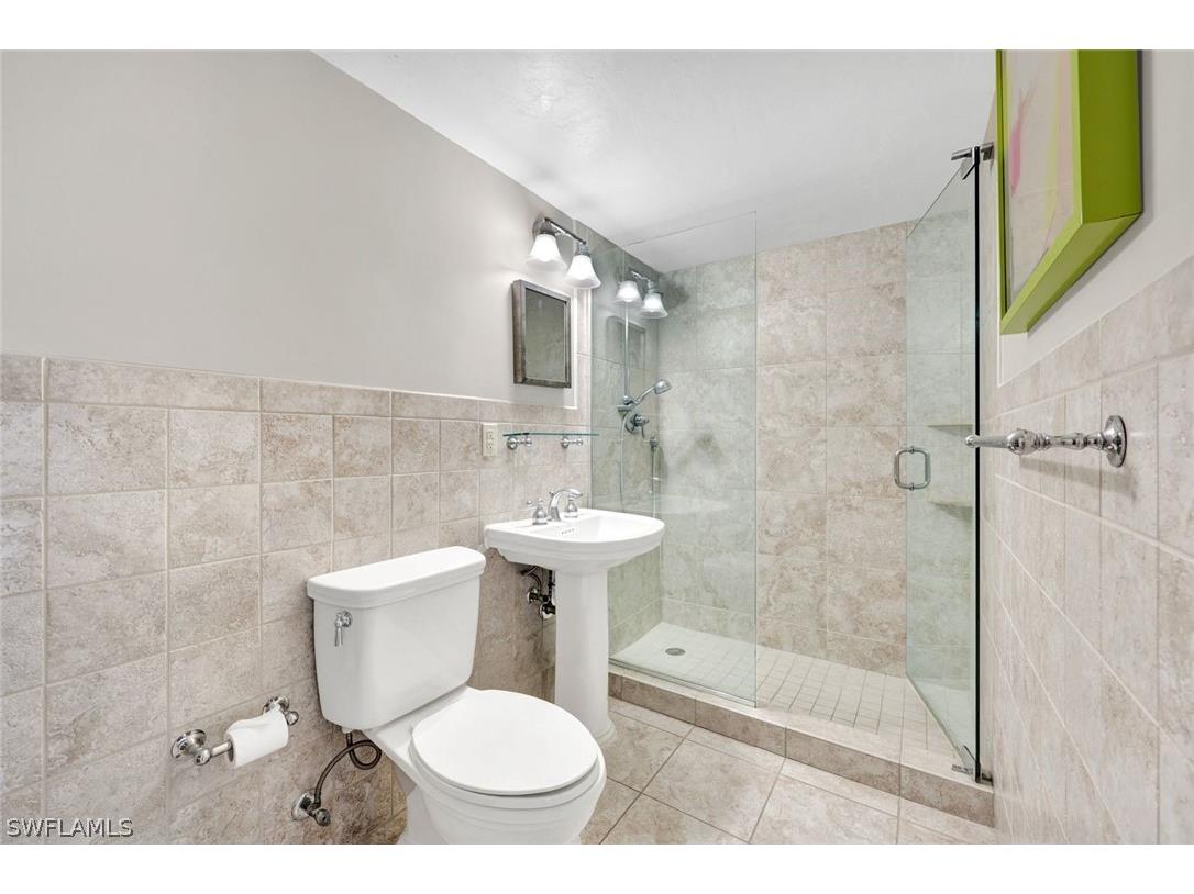 1 Bluebill Avenue #409 Naples FL 34108 226008513 image12