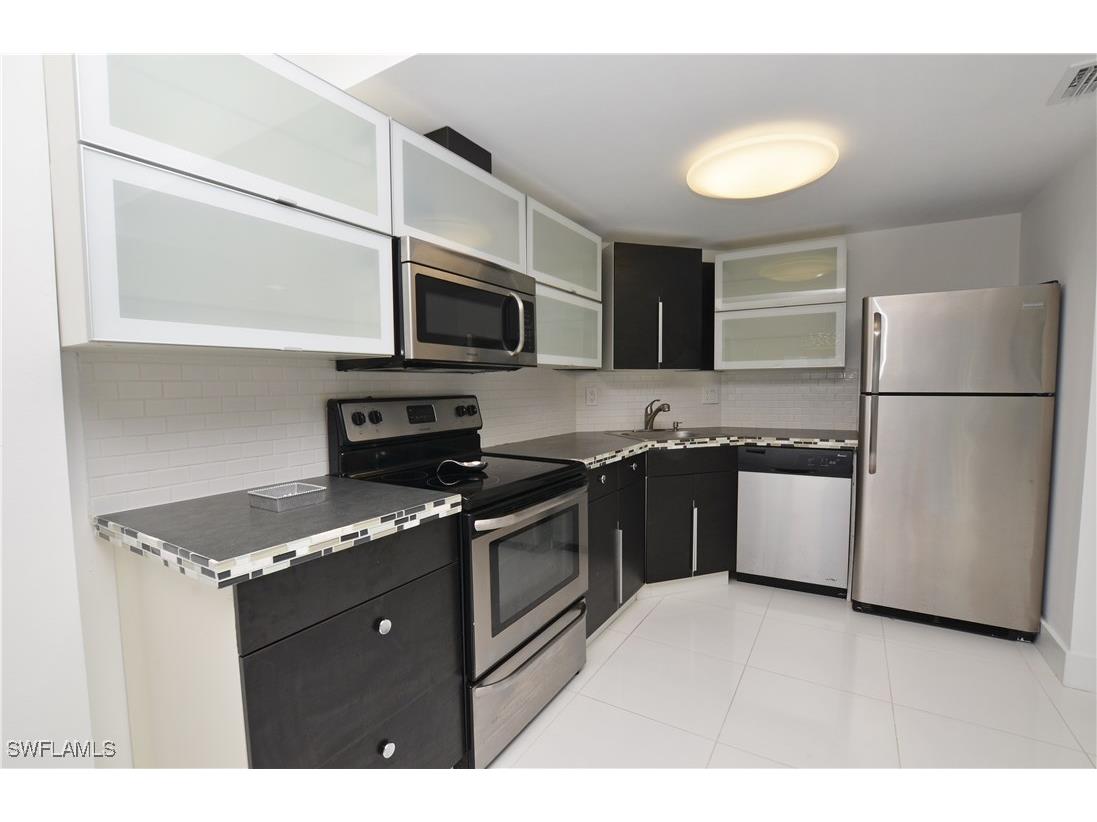 1 Bluebill Avenue #503 Naples FL 34108 225081972 image4