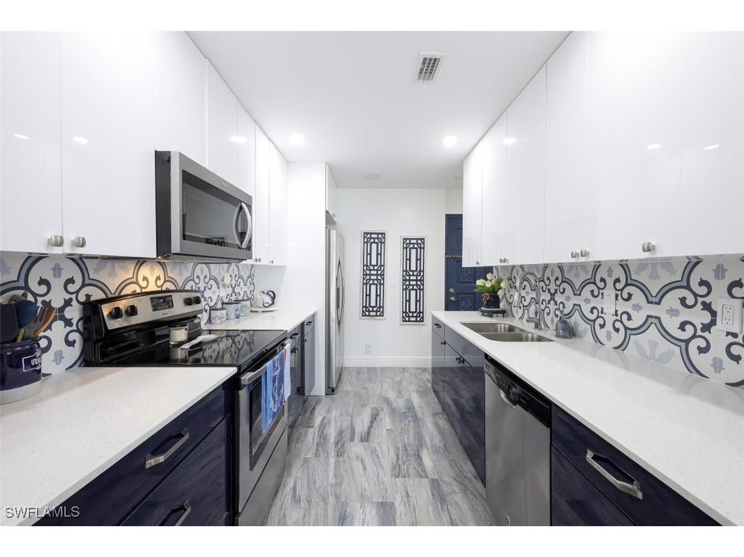 1 Bluebill Avenue #803 Naples FL 34108 225070123 image8