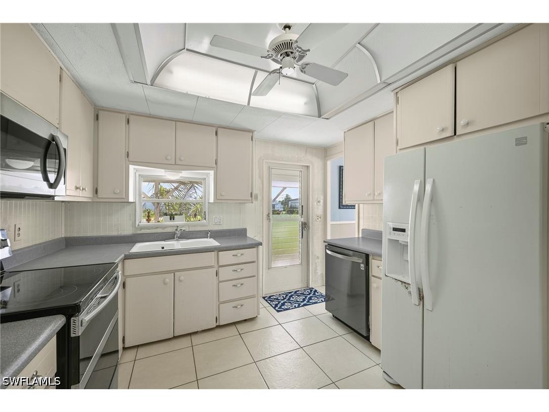 1 Cannes Drive Naples FL 34112 226026119 image7