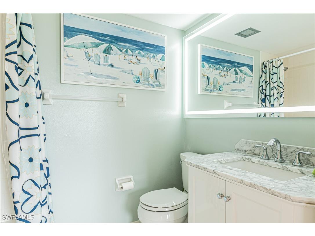 1 High Point Circle W #102 Naples FL 34103 225059547 image13
