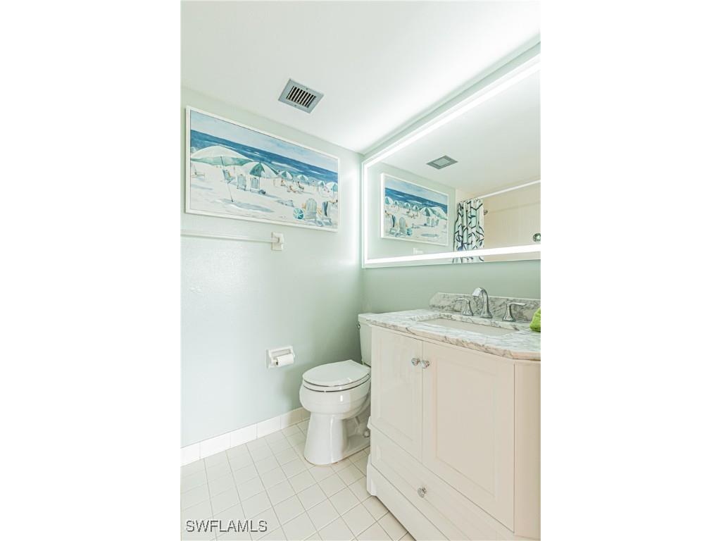 1 High Point Circle W #102 Naples FL 34103 225059547 image14