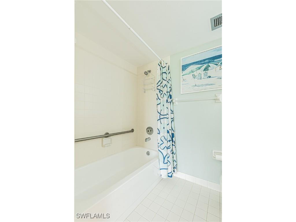 1 High Point Circle W #102 Naples FL 34103 225059547 image15