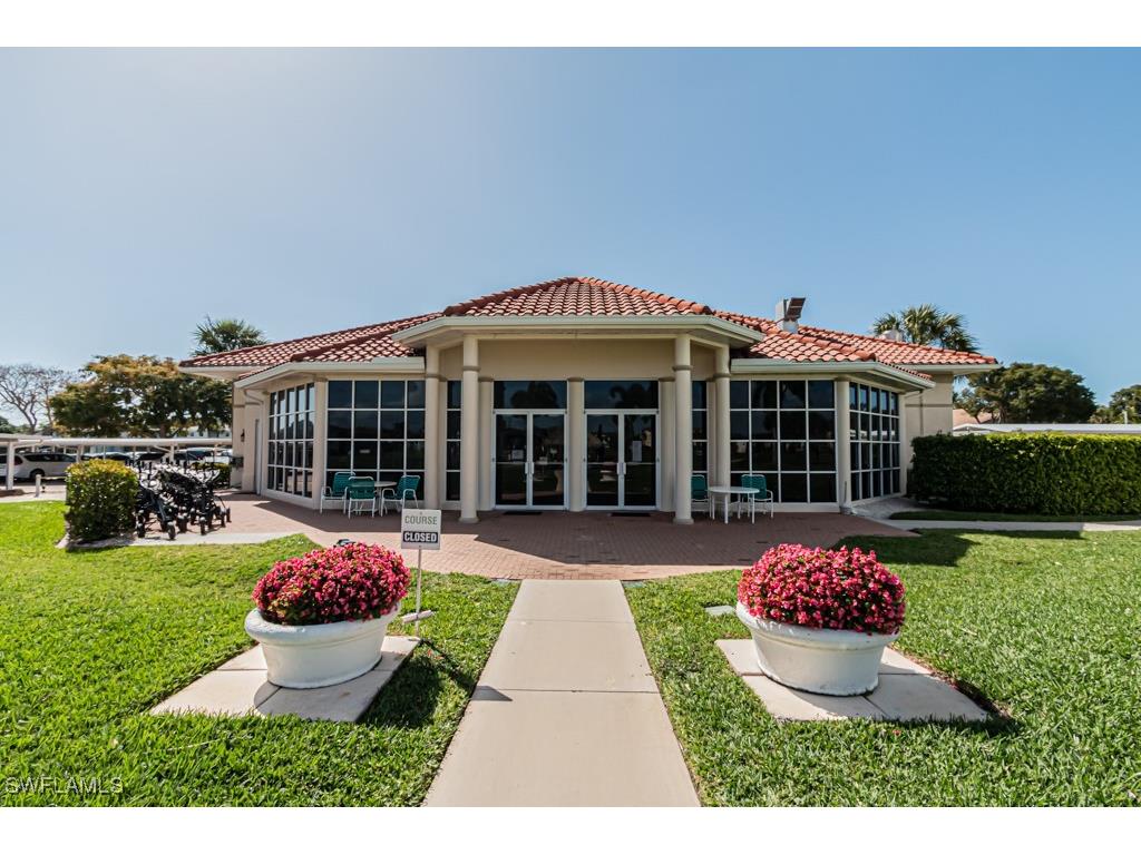 1 High Point Circle W #102 Naples FL 34103 225059547 image21