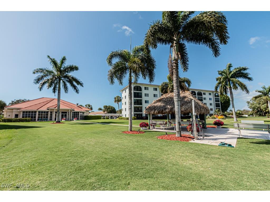 1 High Point Circle W #102 Naples FL 34103 225059547 image32