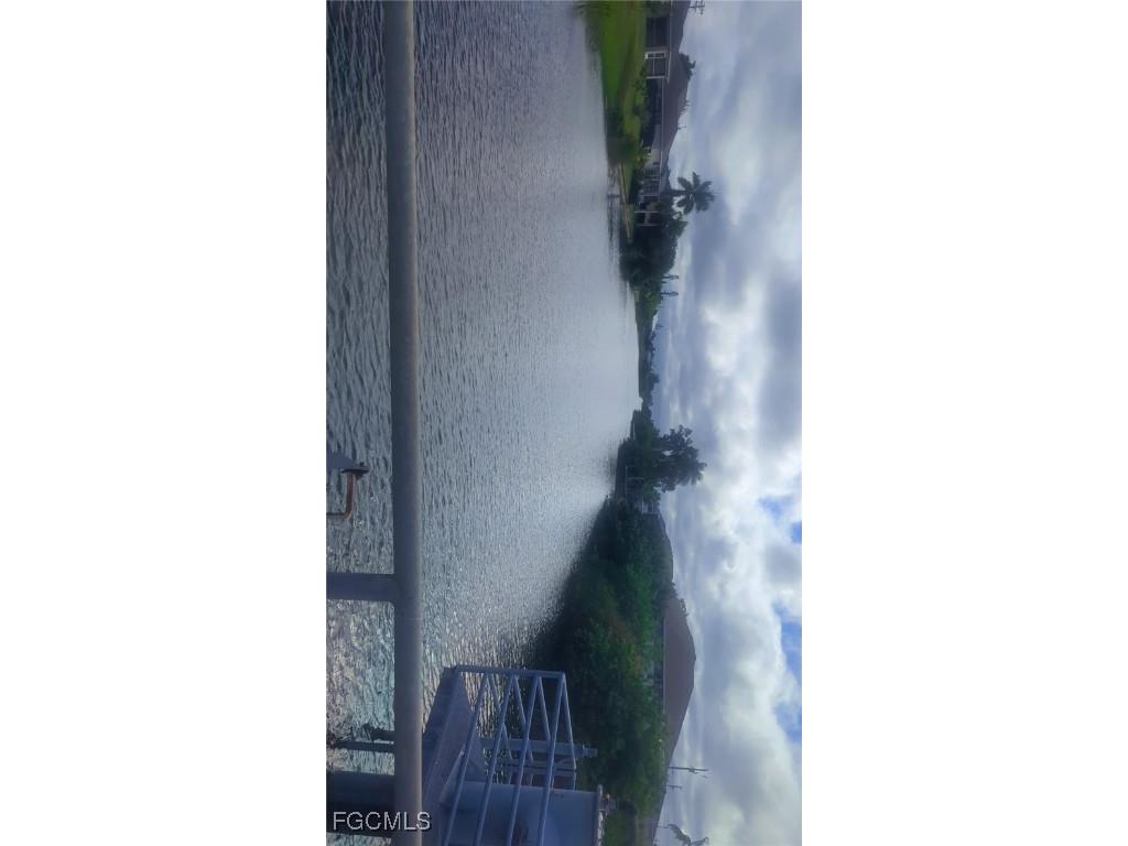 1 NE 19th Terrace Cape Coral FL 33909 2025014417 image9